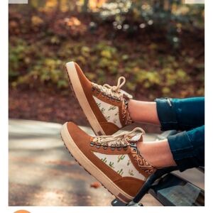 Inkkas Leather Prickly Camping Boots Boho Casual South Western Cactus Print